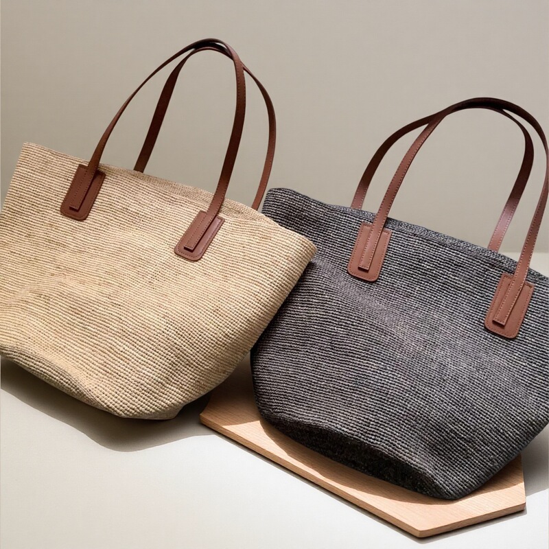 High-Quality Raffia Tote Bag with Genuine Leather Shoulder Strap, Natural Raffia Woven Bag for Women, Handmade Crochet Shoulder Bag