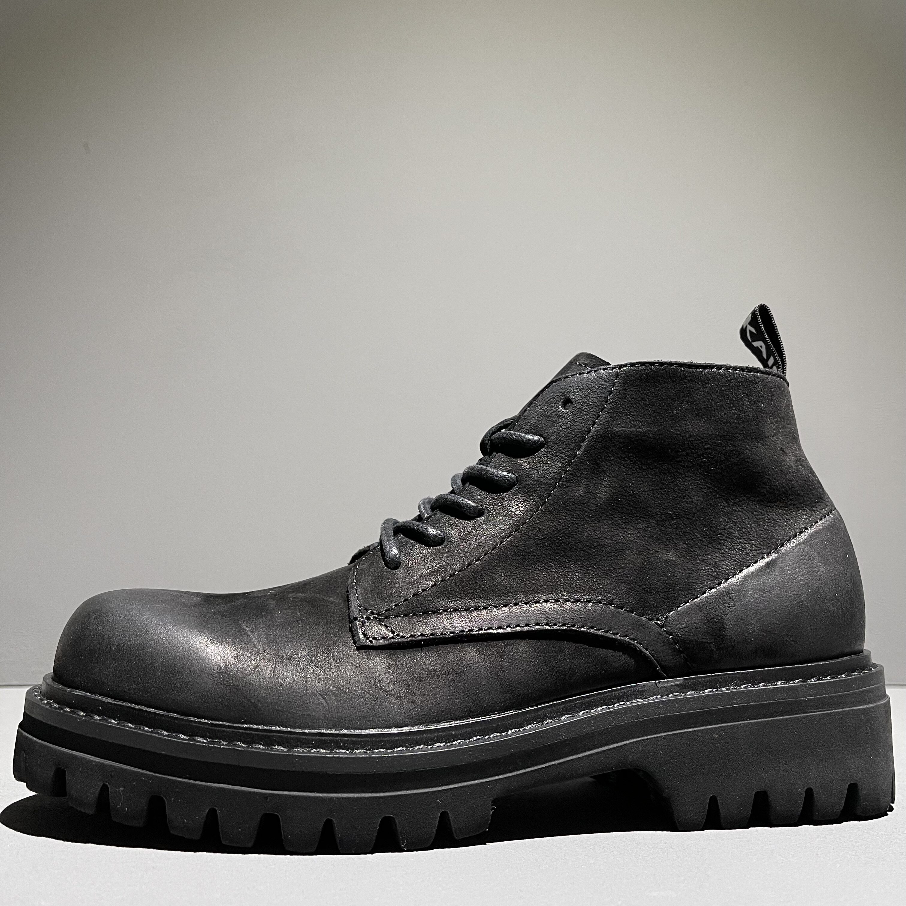 Nubuck leather black retro Martin boots men's wear-resistant short boots Japanese thick-soled lightweight motorcycle boots leather tooling leather boots