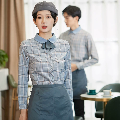 Комбинезон, кофейный чай с молоком, осенняя рубашка