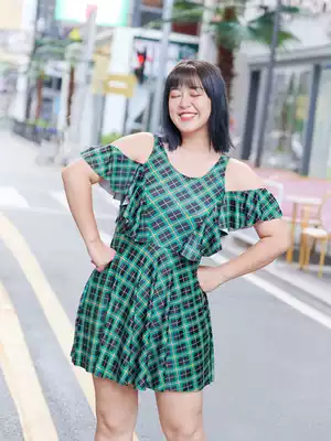 Large size swimsuit women's belly thin hot spring fat mm200 kg cover meat conservative swimsuit 2020 hot spring swimsuit