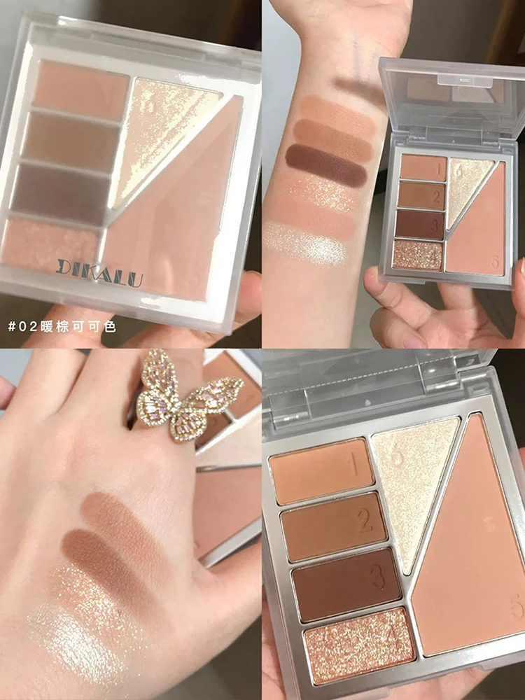 眼影修容高光腮红一体盘,这价格实在正在香吗。