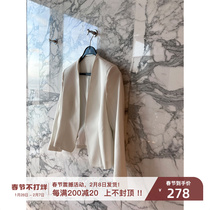2021 new white small suit jacket women spring and autumn long sleeve Joker short temperament casual solid color small fragrance