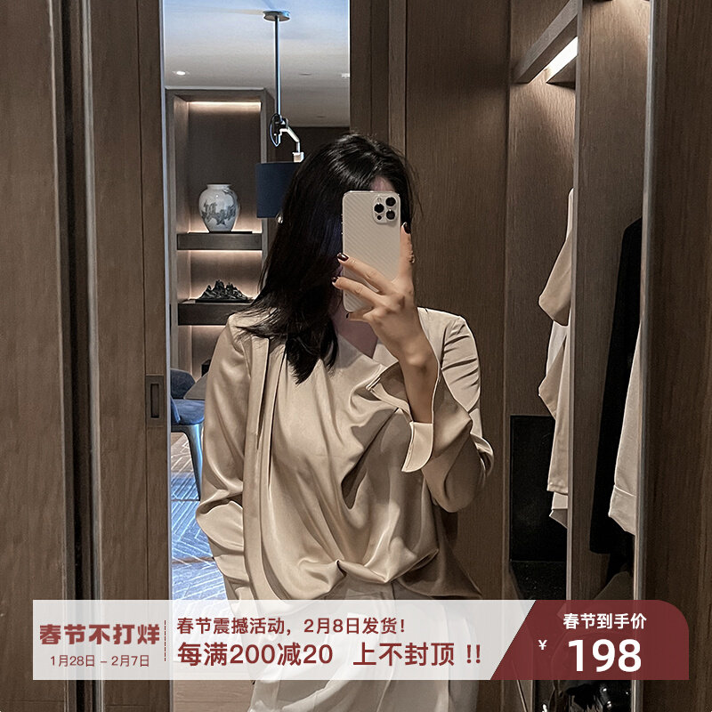 High-grade women's summer coat high-end European foreign style small shirt foreign style summer small chic very fairy shirt