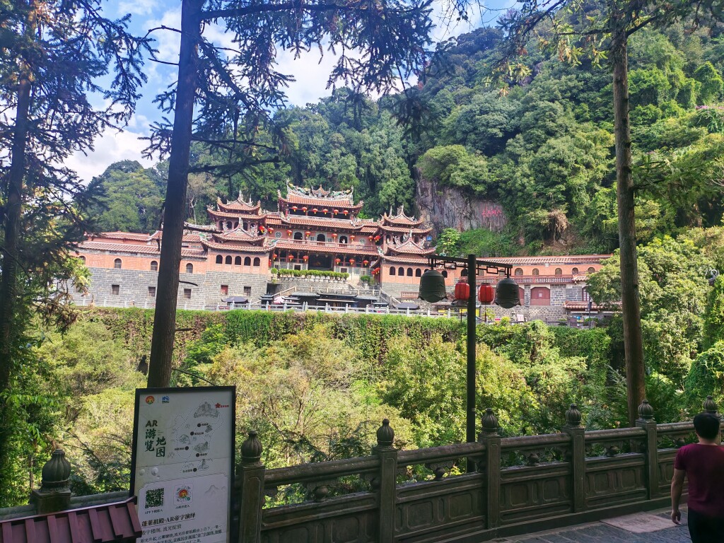 谢却凡尘家具