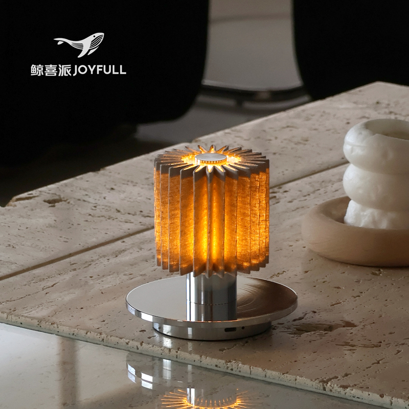 Whale Happy︱French in the Sun Modern Minimalist Restaurant Bar Atmosphere Table Lamp Bedroom Bedside Night Light Whale Happy︱French in the Sun Modern Minimalist Restaurant Bar Atmosphere Table Lamp Bedroom Bedside Night Light