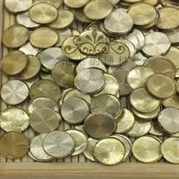 30 штук золотой нити диаметром 8 мм.