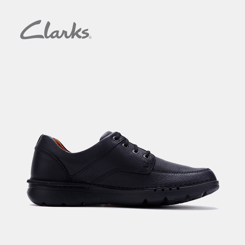 clarks minimalist shoes