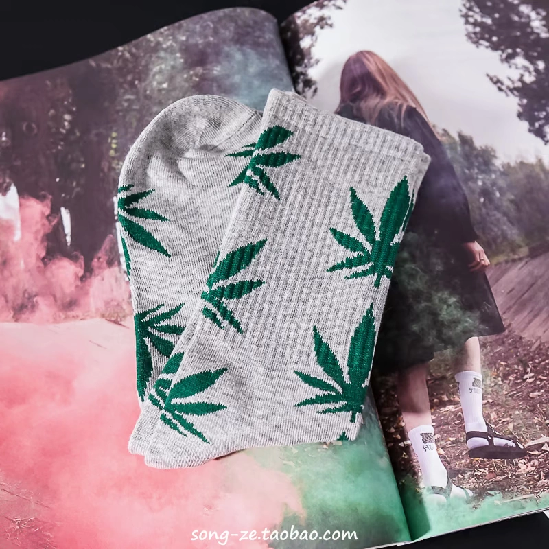 Ma Ye West Coast Phong cách vớ cao triều triều trượt ván nam và nữ vớ cotton thể thao Nhật Bản 2 đôi tất cổ cao nam