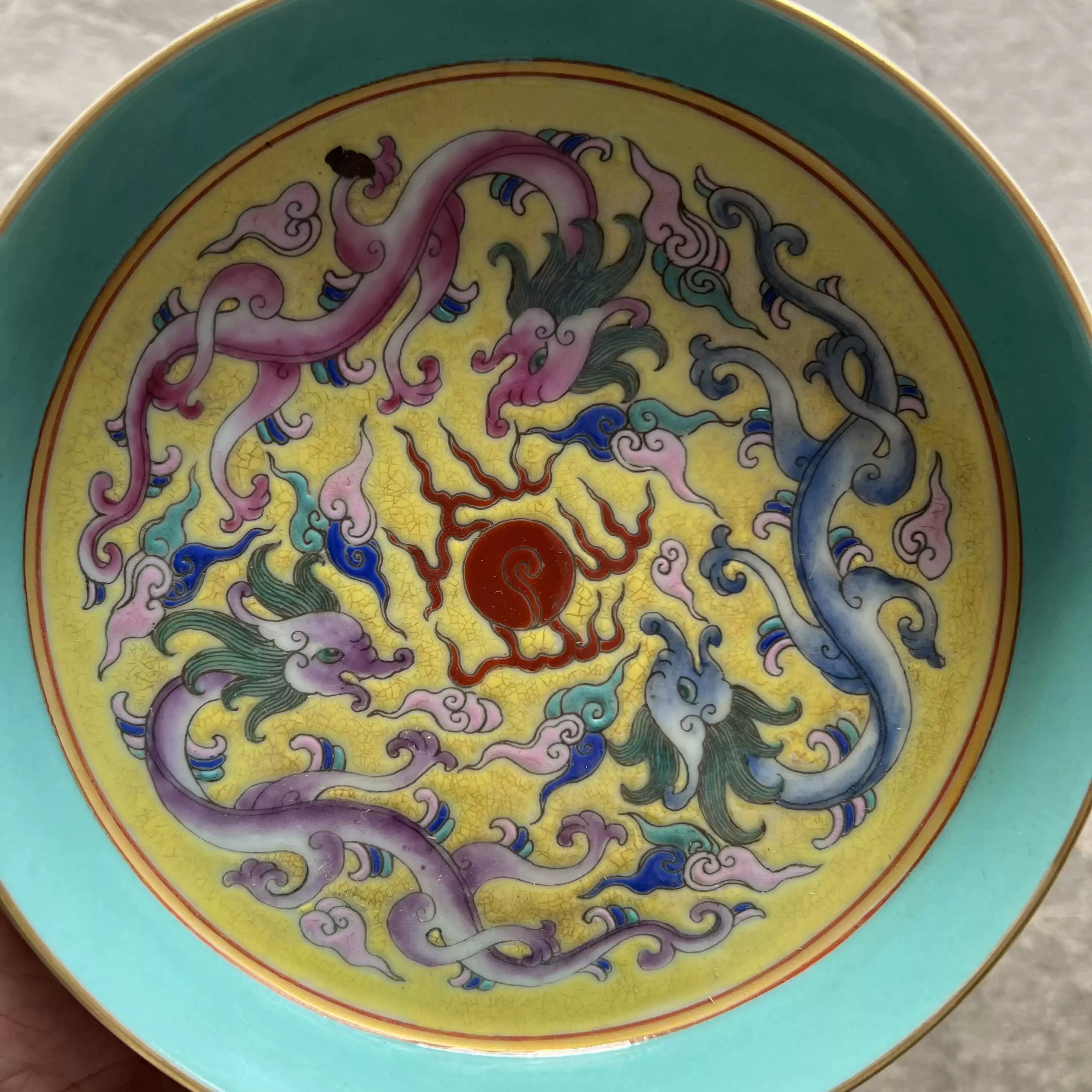 大清同治年製 粉彩龍紋皿 在銘 古美術 古美术 瓷杯按系列收藏价值更高_