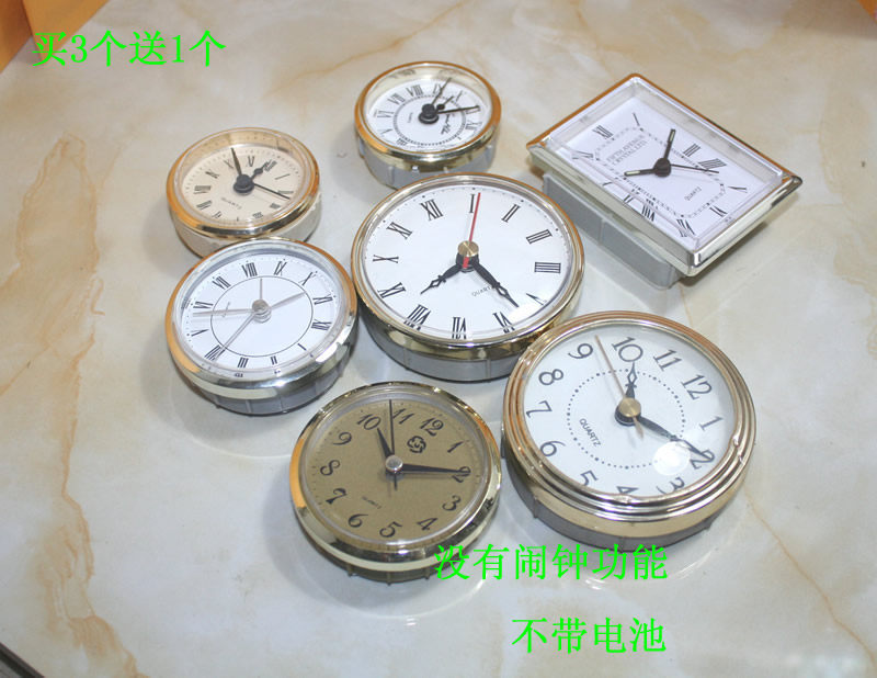 European small clock mini clock creative small clock bedside clock Roman is not silent without alarm clock function