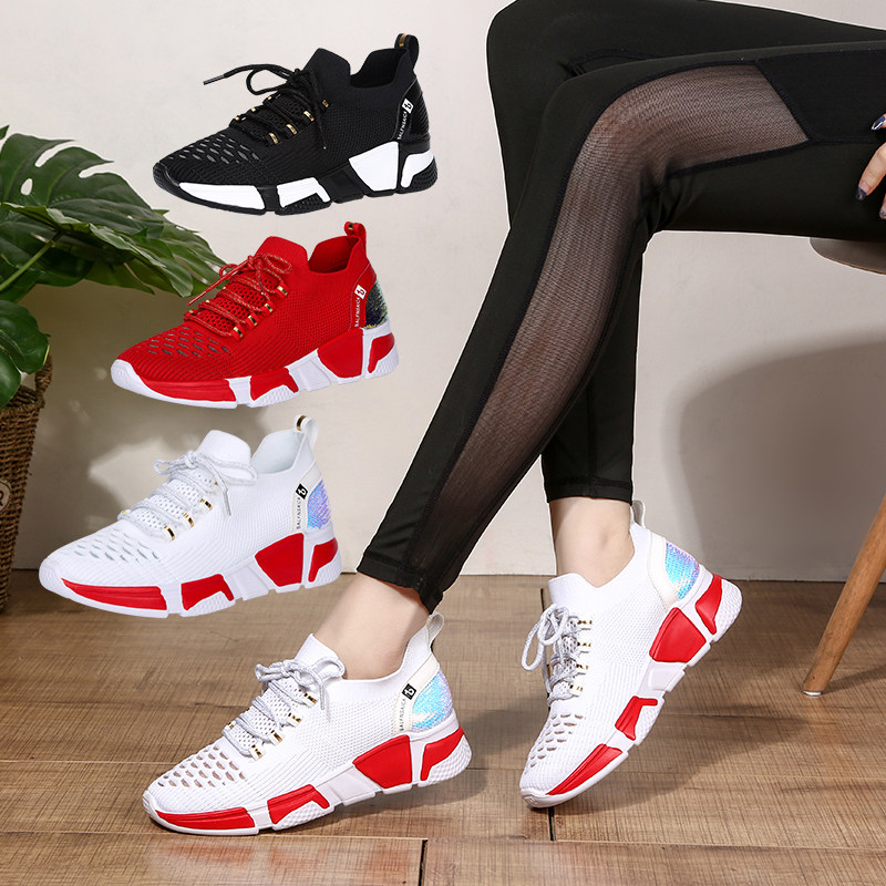 Yang Liping Square Tracker Shoes Soft Soft Soft Soft Sound Spring and Summer Dance Shoes in the Four Seasons Hollow Ghost Dance Shoes