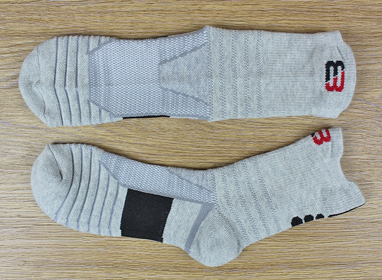 Vớ vớ bóng rổ vớ nam cotton khử mùi dày khăn dưới vớ vớ thể thao chuyên nghiệp vớ dài ống chạy vớ
