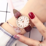 Модные водонепроницаемые швейцарские часы, кварцевые часы для отдыха, простой и элегантный дизайн, в корейском стиле
