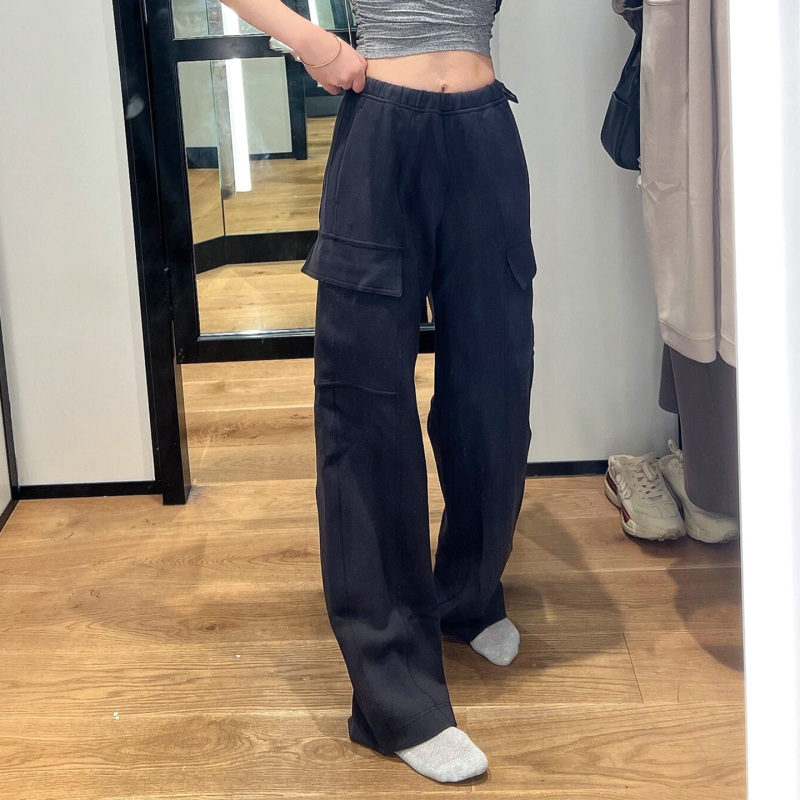 3.4 Black Coton Blend Mid-Waist Cargo Pants for Women, Sporty Long Pants, Comfortable and Stylish, Easy to Match 3.4 Black Coton Blend Mid-Waist Cargo Pants for Women, Sporty Long Pants, Comfortable and Stylish, Easy to Match