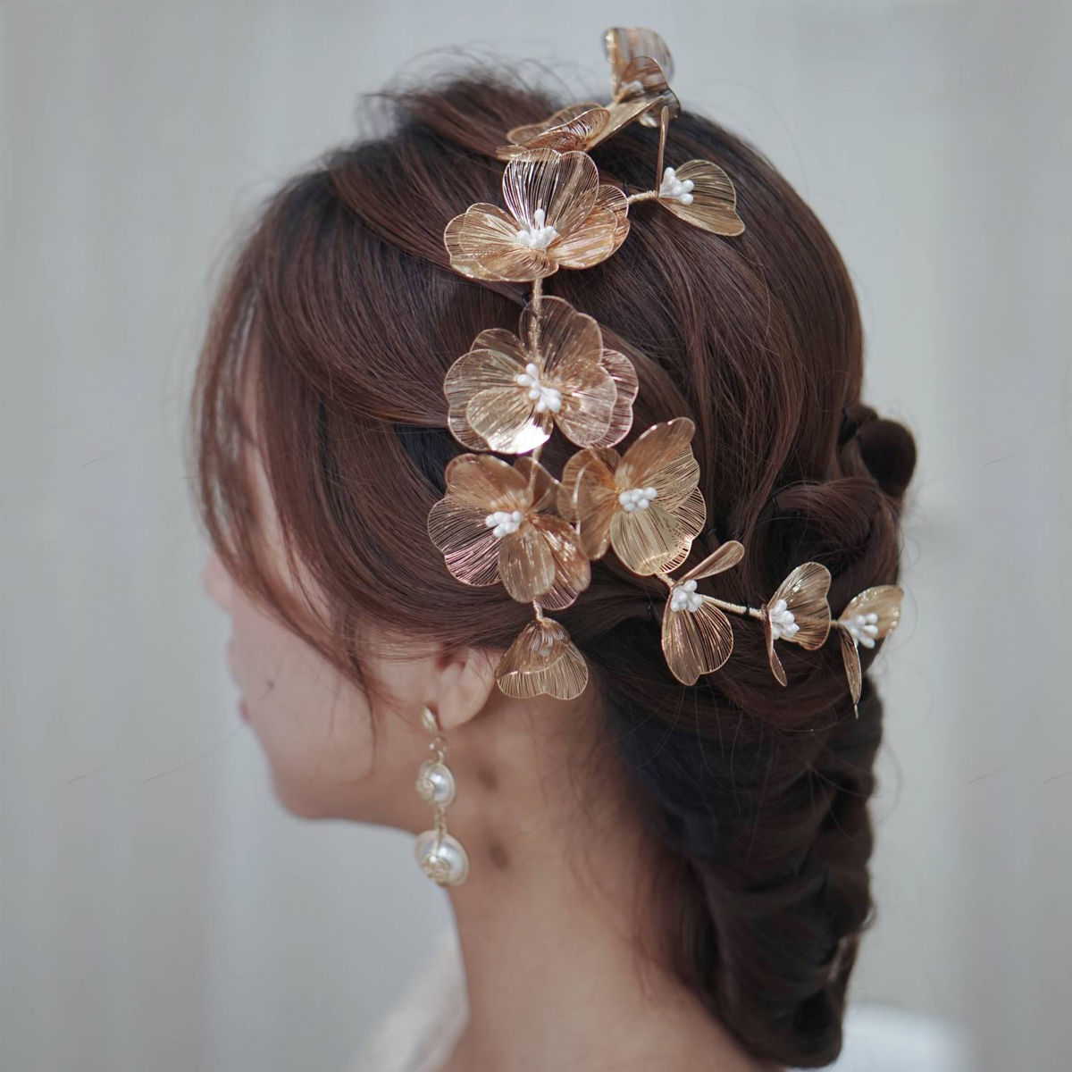 HP023 - only beautiful wire petal side bride hair decoration Chinese gold dress photo shape Xiuhe headwear