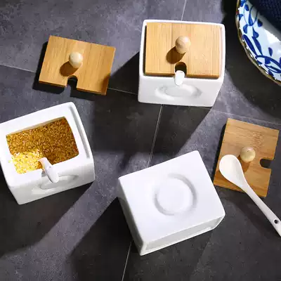 Seasoning cans Seasoning bottles and cans set Seasoning boxes Seasoning boxes Salt cans Kitchen seasoning bottles and cans three-piece set