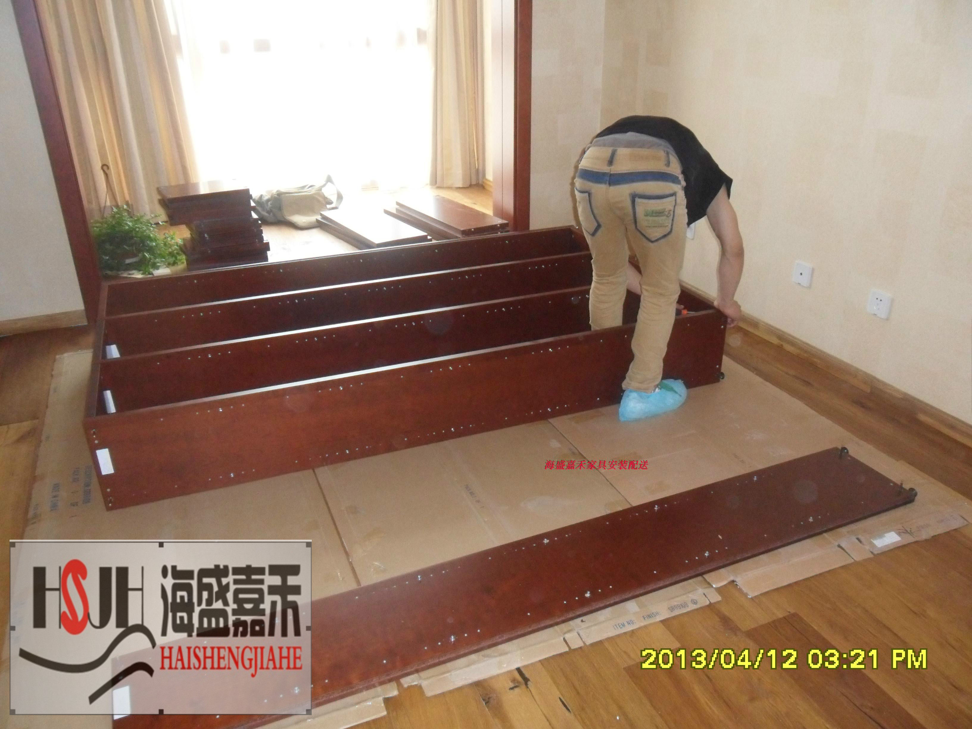 Beijing furniture repair, furniture installation, solid wood, imported from Europe and America, mahogany furniture repair and refurbishment door-to-door service