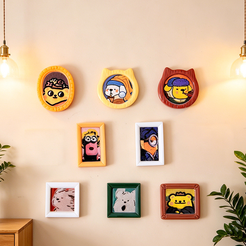 Original New Product Famous Painting Small Animal Photo Frame Resin Ornaments DIY Dollhouse Decoration Accessories Pendant Resin