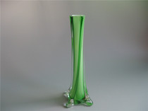 Cultural Revolution handmade old glass feeder small vase glass bottle flower arrangement medium countertop pastoral film and television props ornaments