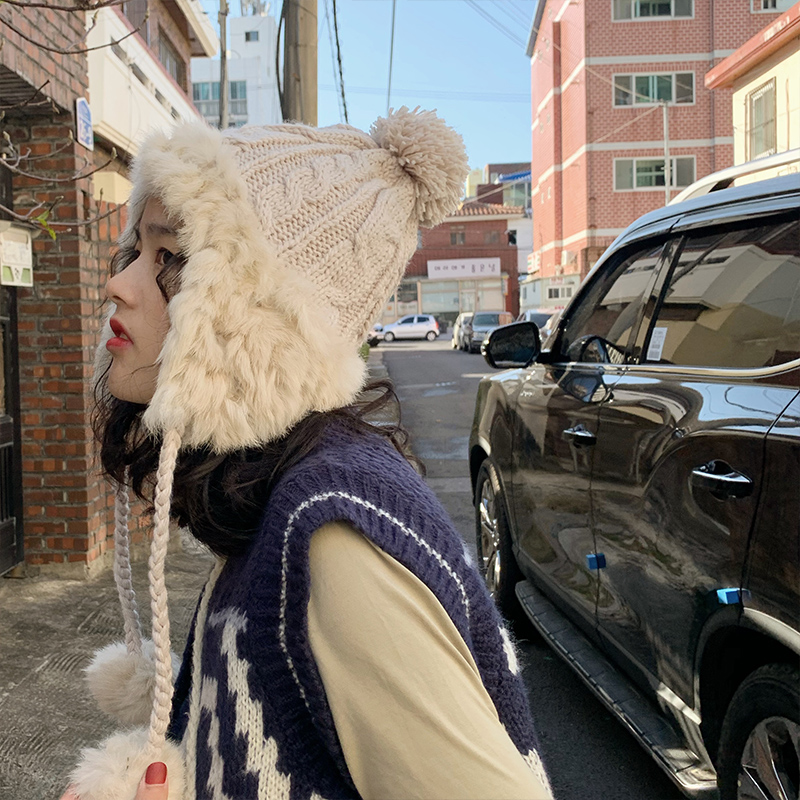 Han Edition Retro Numb Flowers Real Rabbit Fur Thread Hat Woman Autumn Winter Korean Version Warm Day Care Ear Lei Feng Cap Women Comfort Money