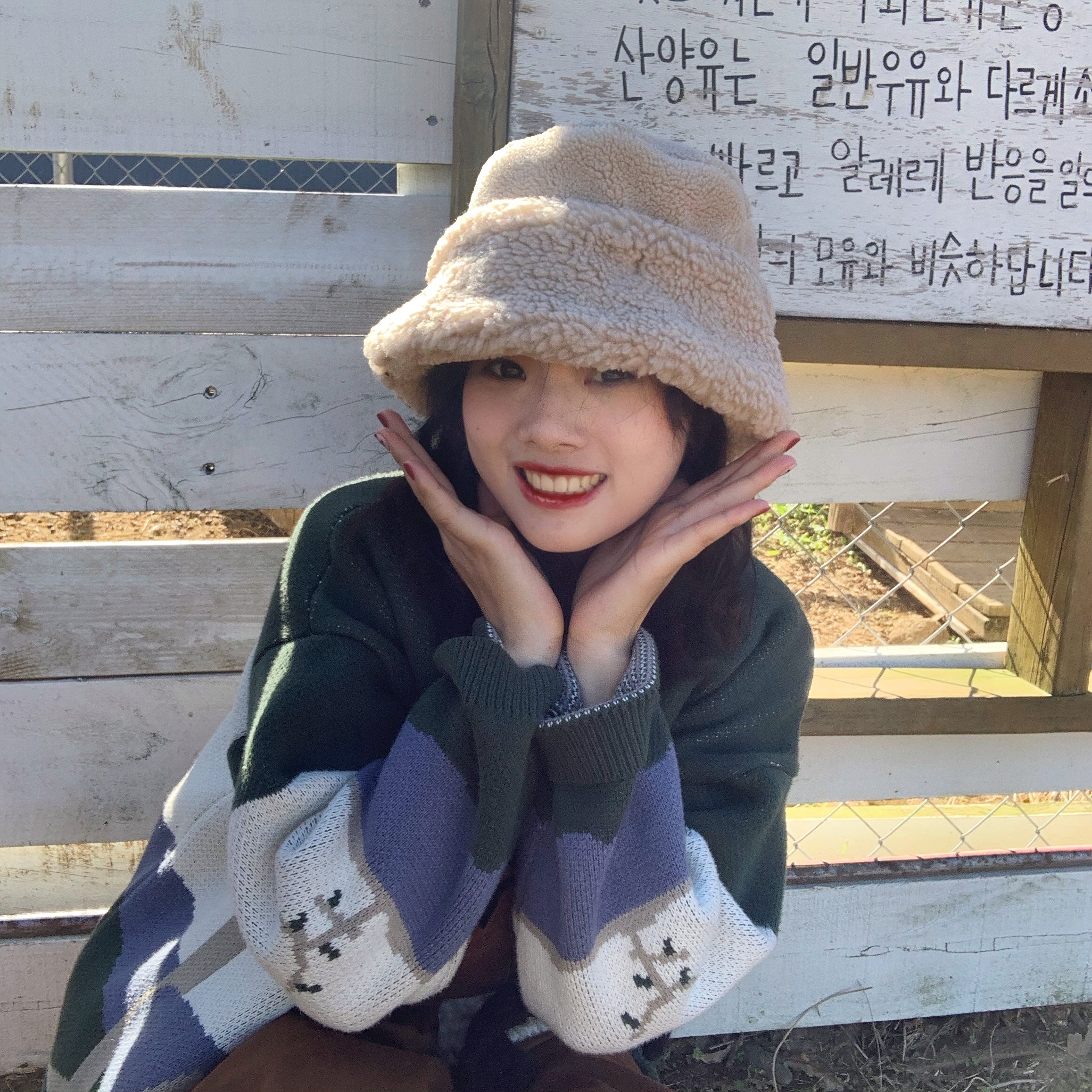 Winter day warm lamb wool fisherman hat women's day department 100 hitch thickened warm and cute plush hat retro basin hat