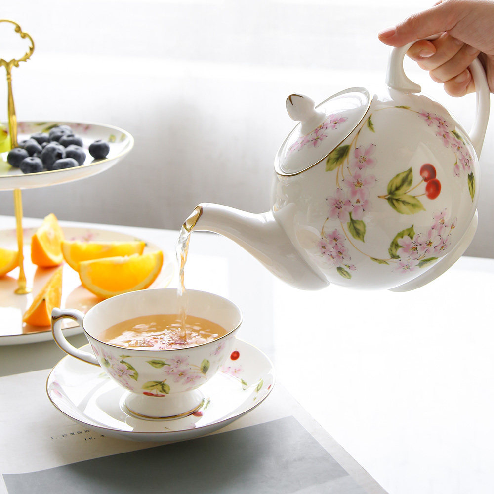 Bone china afternoon tea European tea set complete set of ceramic fruit double-layer fruit plate English ceramic black tea coffee cup and saucer