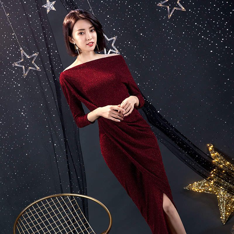 Banquet small evening dress skirt female 2021 new temperament word shoulder socialite light luxury niche high-end wedding wine red