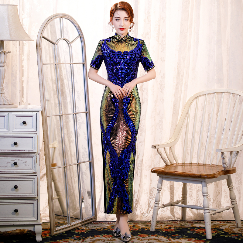 High-end cheongsam, young retro gift, improved temperament, slim and long version of costumes, Chinese style autumn and winter cheongsam