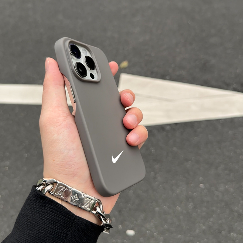 Trendy and Popular 17Pro New Model 17 Apple 16Pro Max Phone Case 15 Ultra-Thin Silicone Soft 14Plus High-End Feel iPhone 13 Couple 12 Trendy Brand Suitable 11Nike Anti-Drop Protective Cover