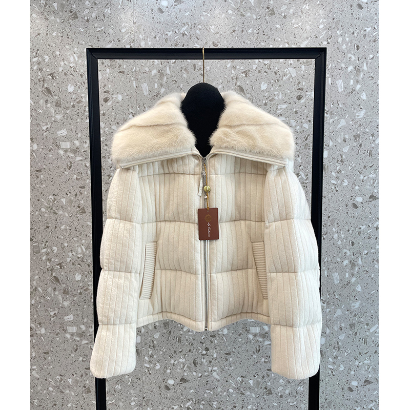 2025 Autumn/Winter Bc Same Style White Mink Fur Goose down Jacket Old Money Style Short Coat Knitted Fabric down Jacket