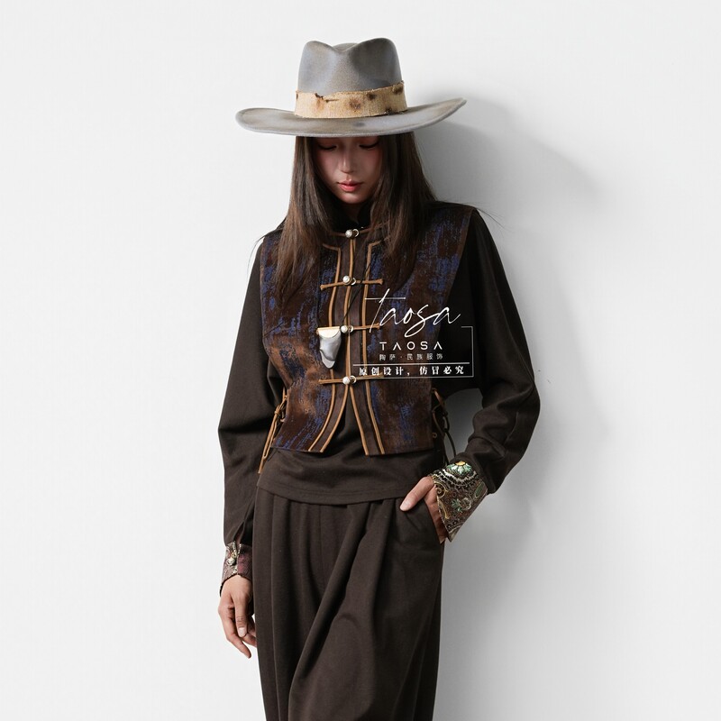 M054+S072+K012 Simple Base Shirt, Vest, and Long Pants Set for Women, Autumn and Winter, Melard Color Series, Mongolian Style