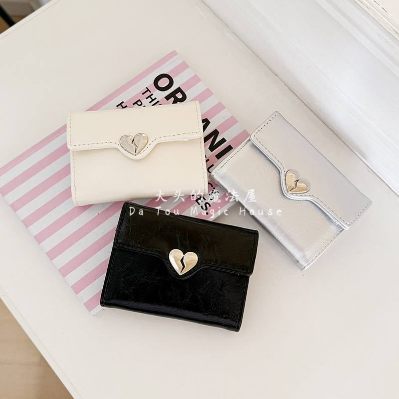 Korean Niche 2025 New Fashion Large-Capacity Card Holder Wallet Heart-Shaped Love Heart Ladies Korean Style Id Wallet Korean Niche 2025 New Fashion Large-Capacity Card Holder Wallet Heart-Shaped Love Heart Ladies Korean Style Id Wallet