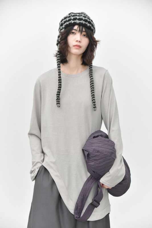【Three and Two Collection】26 Autumn New Product High Contrast Curved Hem Design Layered Long Sleeve T-Shirt 37201