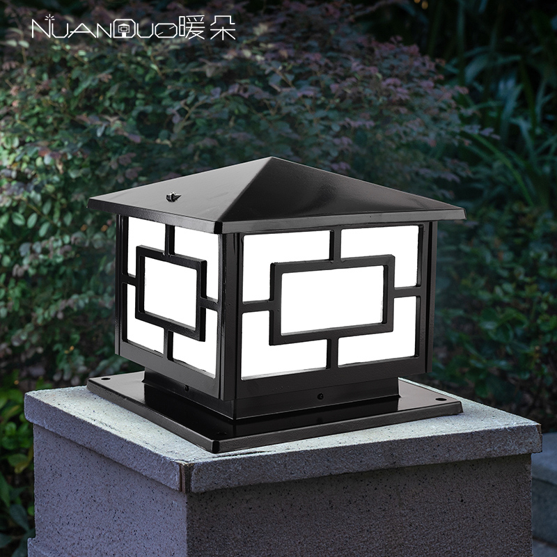 Warm outdoor column headlighting waterproof courtyHouseHousehouse outdoor door-poster lightsGarden wall lamp