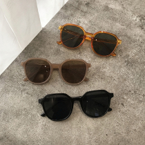 2019 new tea colour sunglasses female Korean version Chains net red identical round face retro sunglasses men selfies glasses