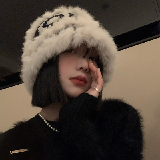 Rabbit fur knitted plush hat for women 2023 autumn and winter new style furry lion fisherman hat showing face small woolen hat