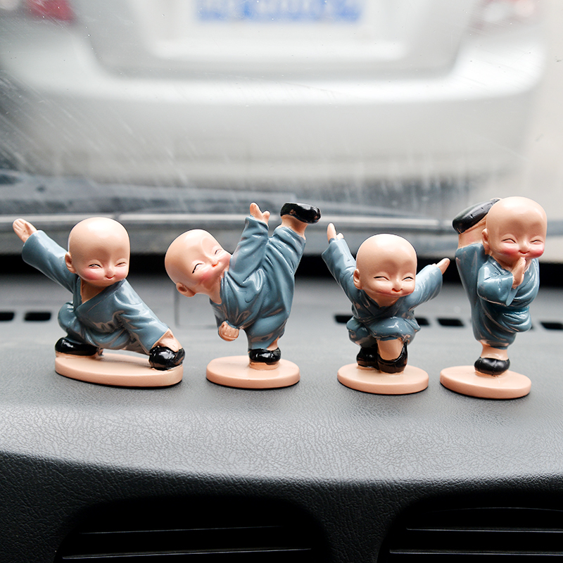 Creative Kung Fu Little Monk Cartoon Zen Shaolin Novice Monk Resin Model Ornament Car Decoration Home Decor