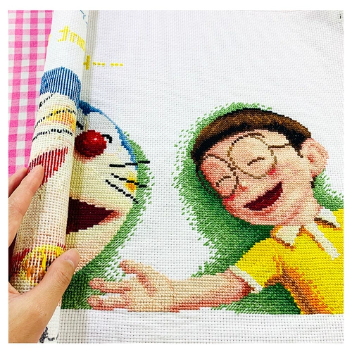 Вышитая чистая ручная ручная ручная масса, египетская хлопчатобумажная стежка, изготовленная из вышита Doraemon, вышитая ткань