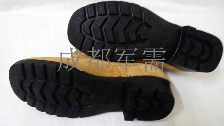 Boots militaires pour homme - dérapage - Ref 1399269 Image 9