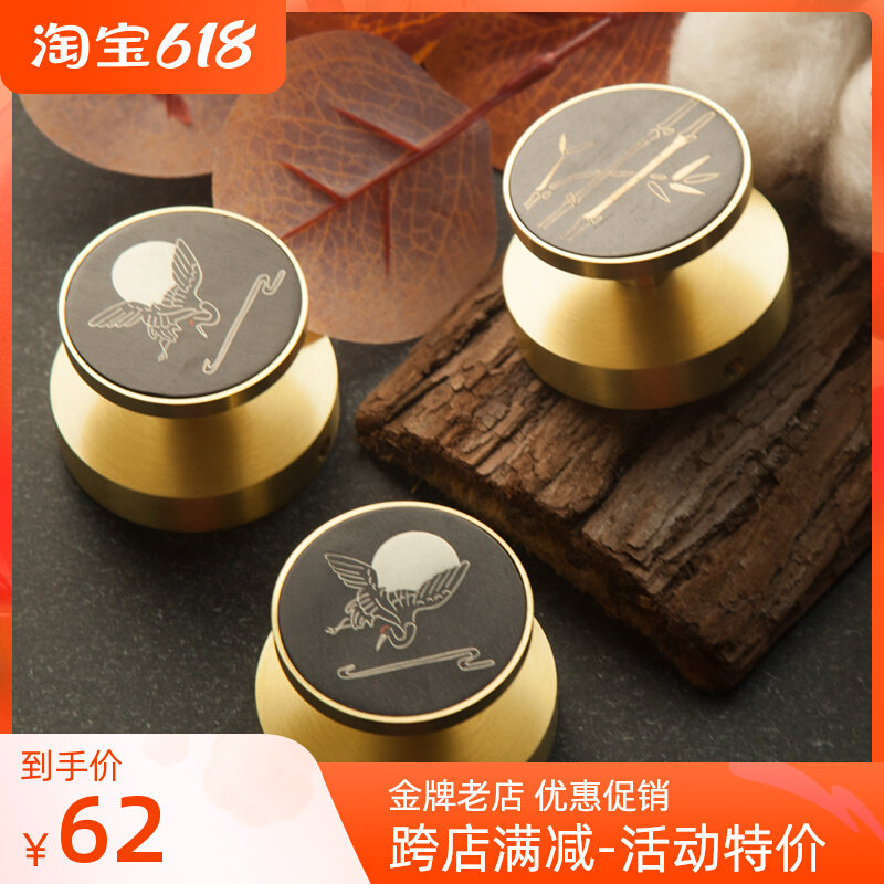 New Chinese Nordic light and luxurious key sandalwood hook wall-mounted Xuanguan entrance door wall creative hanging clothes hook full copper