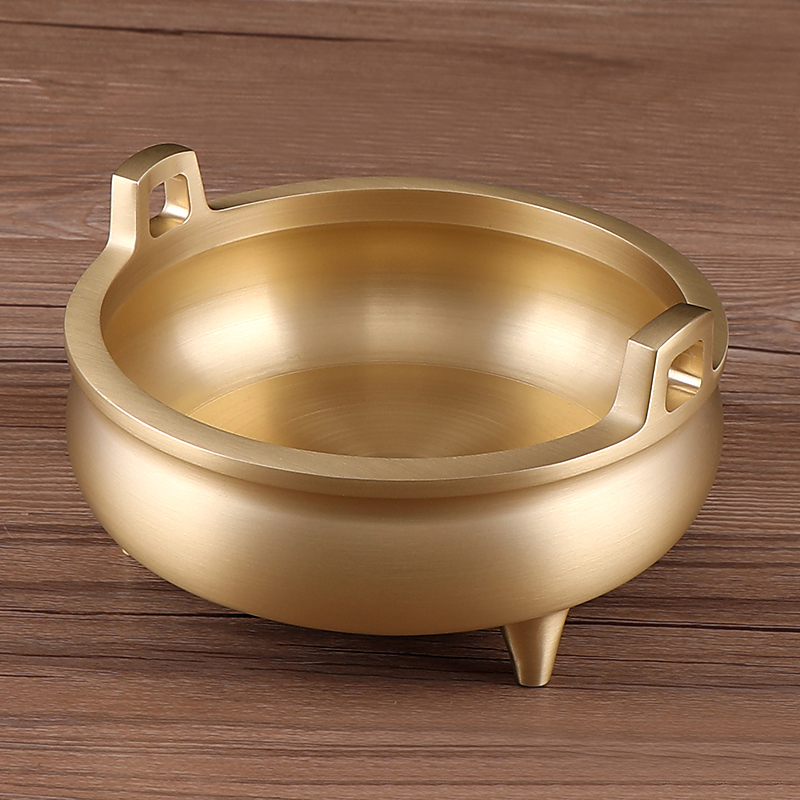 鉢，「大明宣德年製」宣德銅製 A gold and silver-inlaid bronze brushpot Late Ming dynasty