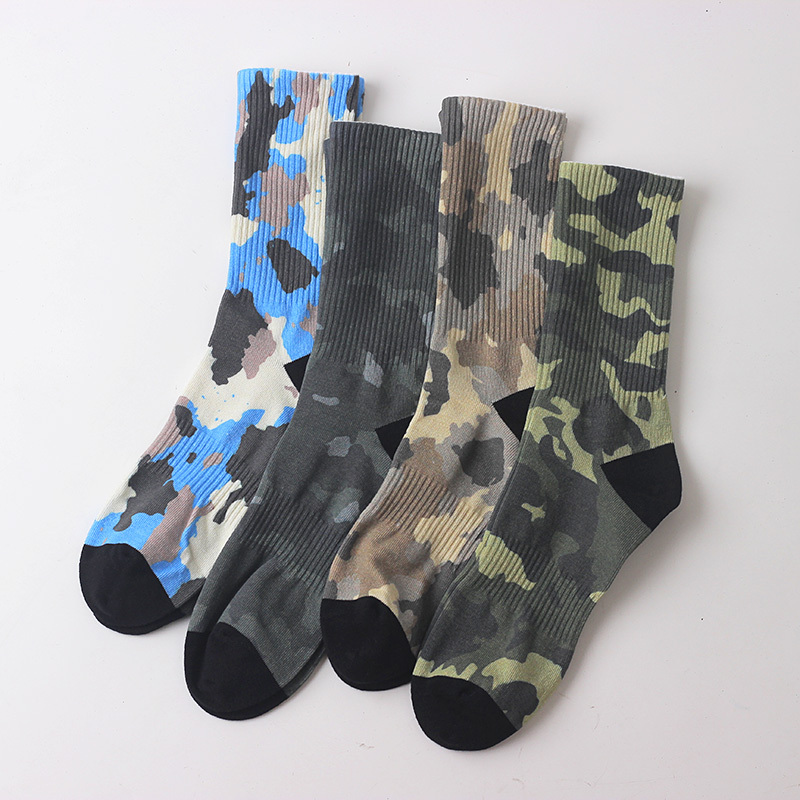 Men's Camouflage Seamless Street Fashion Skateboard Basketball Cargo Pants Long Socks Spring and Autumn Pure Cotton Mid-Calf Socks