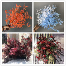 Simulation of the fog wedding scene layout of the props treadle road to attract rime fake flowers to the sky Songhai grass leaf road guide