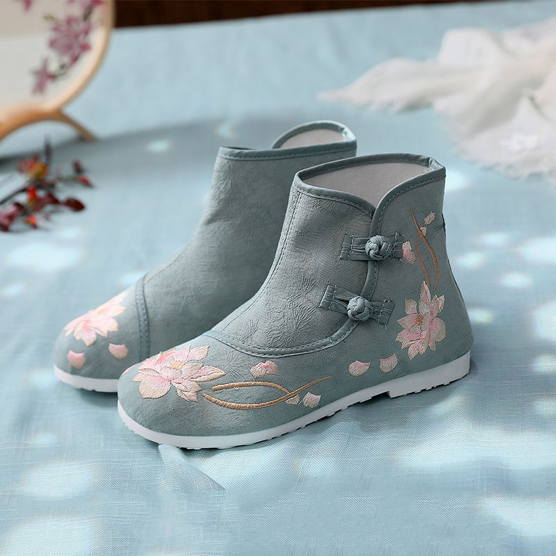 Ancient costume shoes women's improved Hanfu women's ancient style elegant embroidered Hanfu boots Ming soap boots ancient costume shoes high top