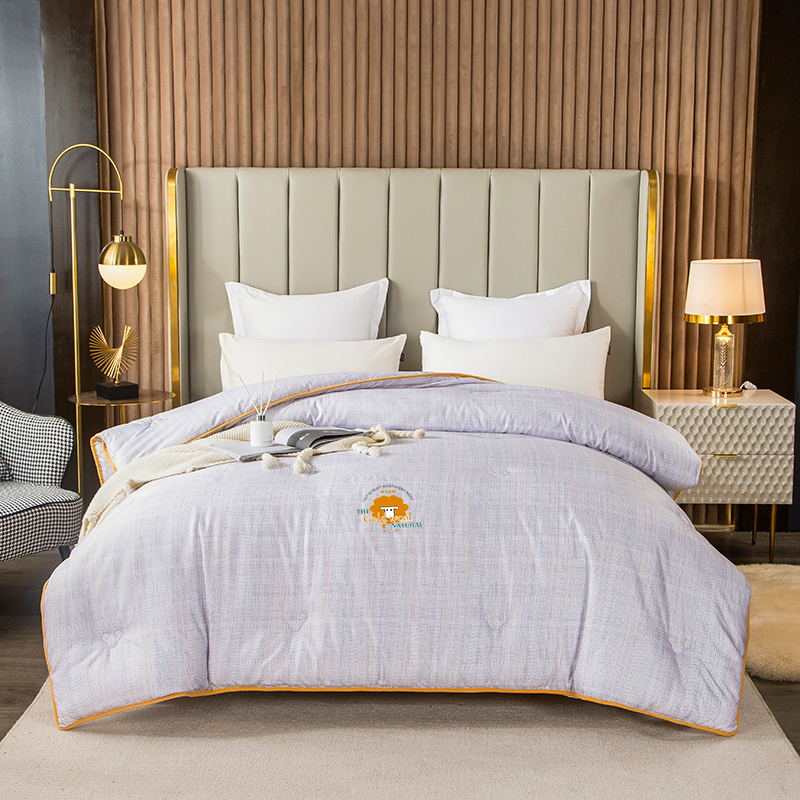 KINTHERI Golden Fleece gold wool quilted by autumn and winter quilted by wicket