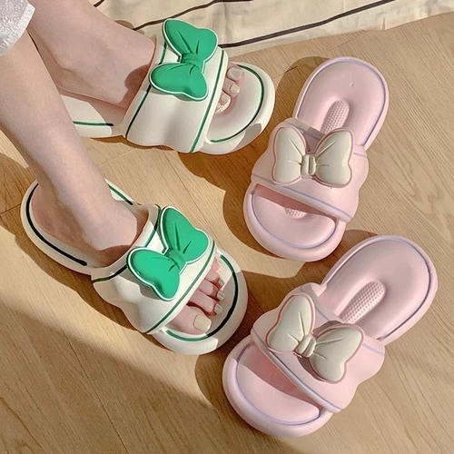 Слайдеры с бантиком, тапочки, летняя нескользящая дезодорированная обувь на платформе