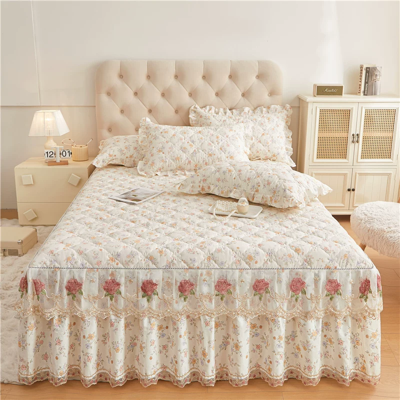 Lace cotton bedspread, universal sheet, quilted sides, apron