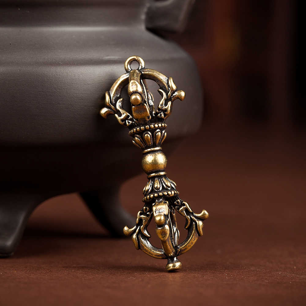 西藏寺院收集 手工打造 銅製 降魔杵 法器 古仏具 鎮宅辟邪 稀少珍品 西藏密宗法器純銅手工鎏金五股鉞刀金剛杵降魔杵法器－ 松果購物