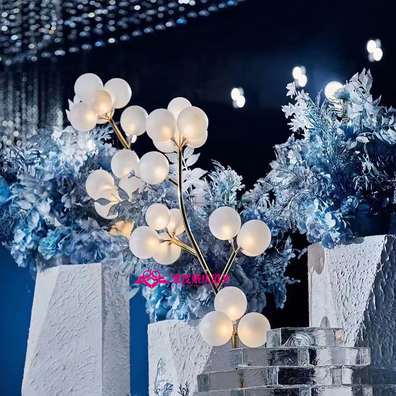 New wedding wedding props cotton roadlights stage window decorated glowing glowing happy fruit tree