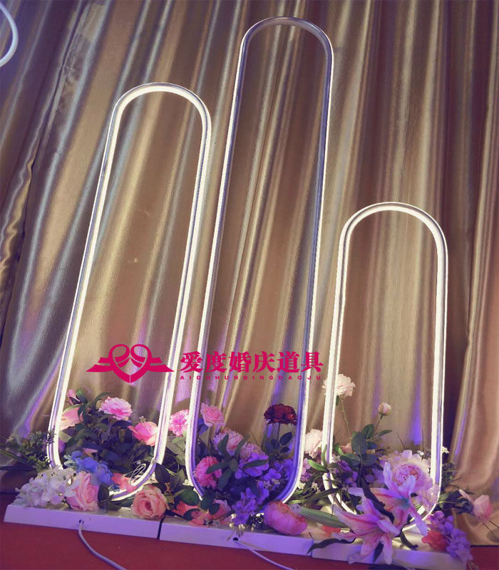 2019 new new pint wedding props luminous LED luminous double-sided arched with lamp road lead